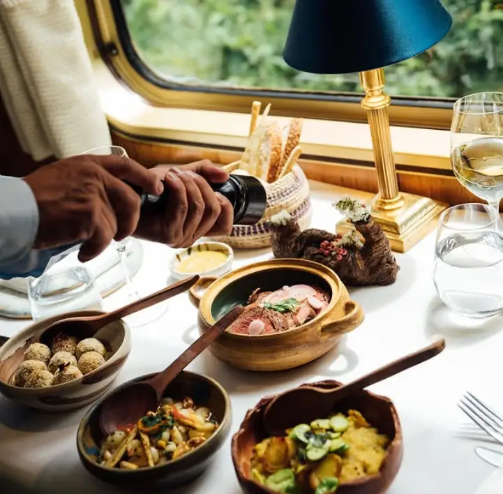 Dining on the luxurious Hiram Bingham train