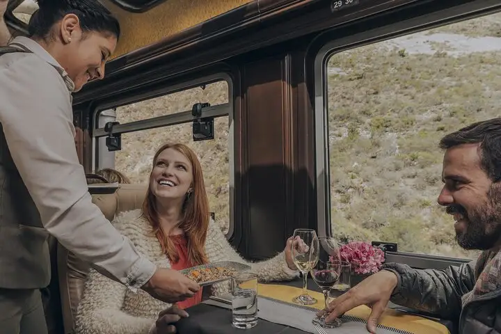 The First Class (Inca Rail)